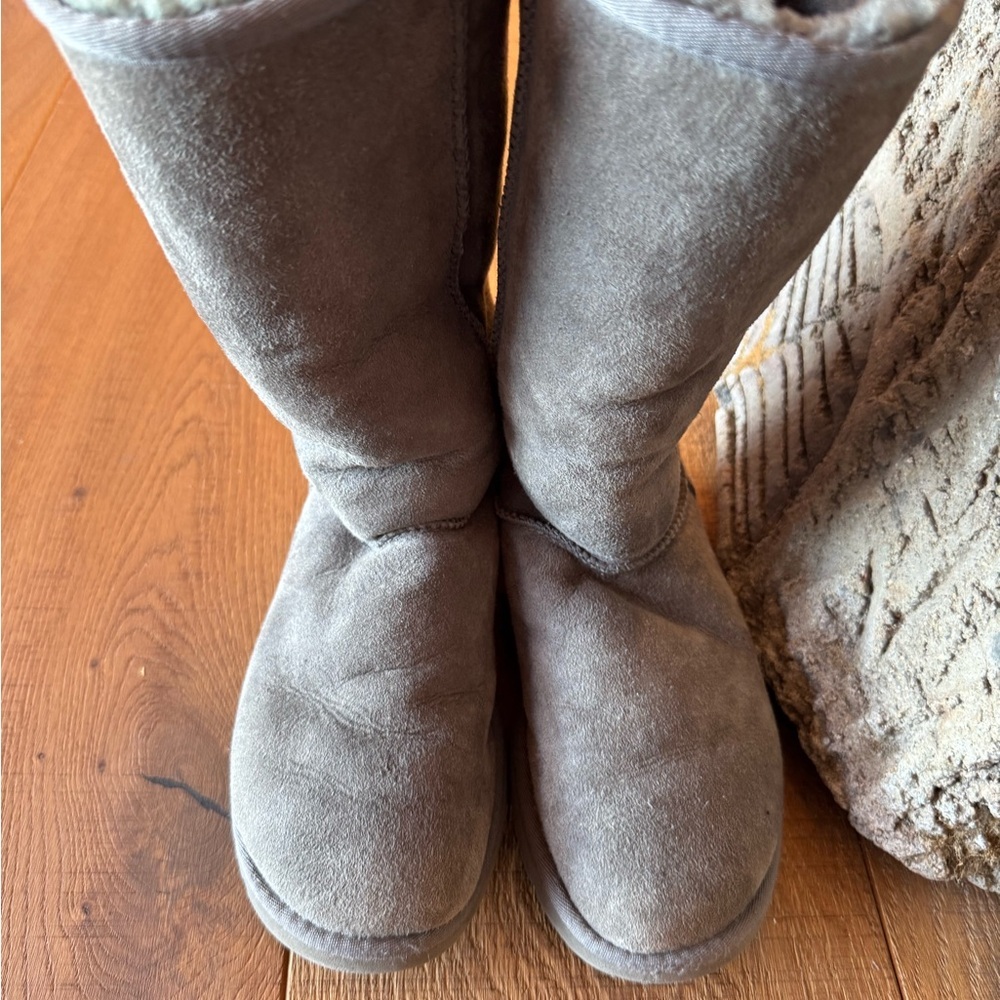 UGG Classic Tall Boots in Charcoal sz 6 - Picture 3 of 9